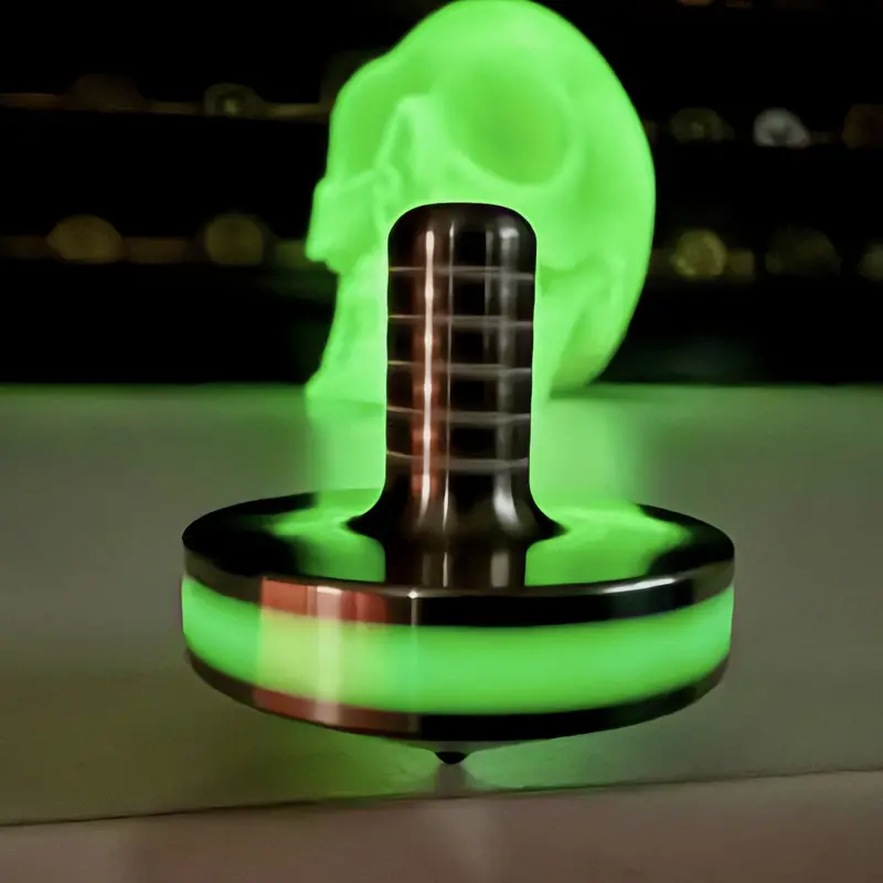 Countycomm - Tip Top Extreme - Tungsten / Titanium / Ugm Glow - Spinning Top + Delrin Stand By Maratac® 1