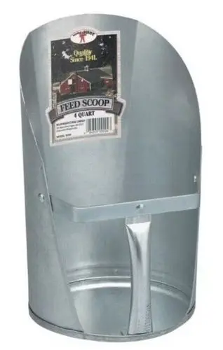 Little Giant 9204 4-Quart Size Galvanized Metal Feed Scoop 1