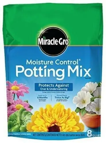 Miracle-Gro 75578300 8-Quart Bag Of Moisture Control Potting Mix 1