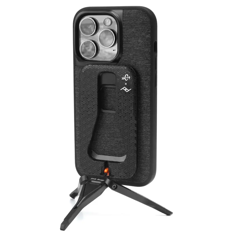 Peak Design X Carryology - Mobile Tripod 1