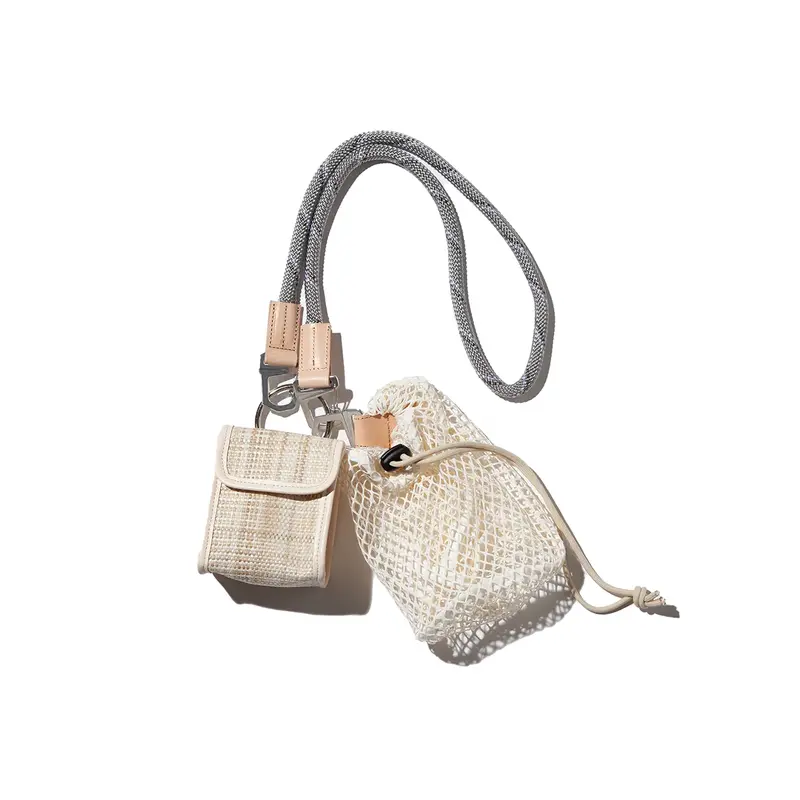 W.R Panama Chain Purse 1